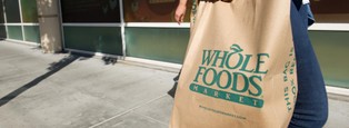 Pracownicy Whole Foods chcą założyć związek, zanim Amazon się ich pozbędzie