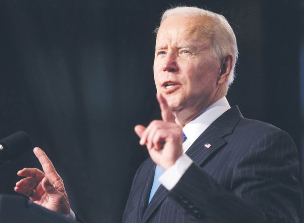 Biden: Referenda na okupowanych terytoriach Ukrainy to "oszustwo"