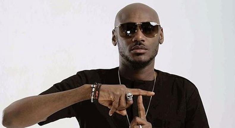 2face Idibia doing the 'One Love' sign