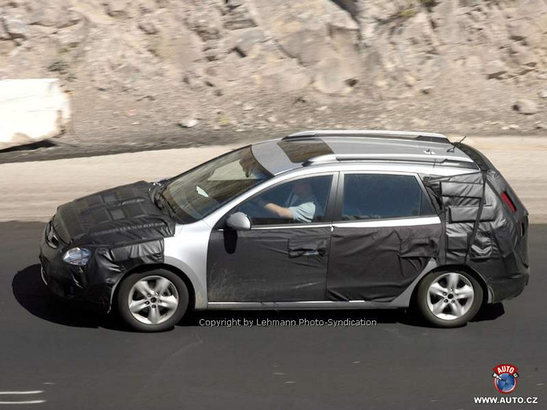 Zdjęcia szpiegowskie: cztery nowe modele Hyundaia