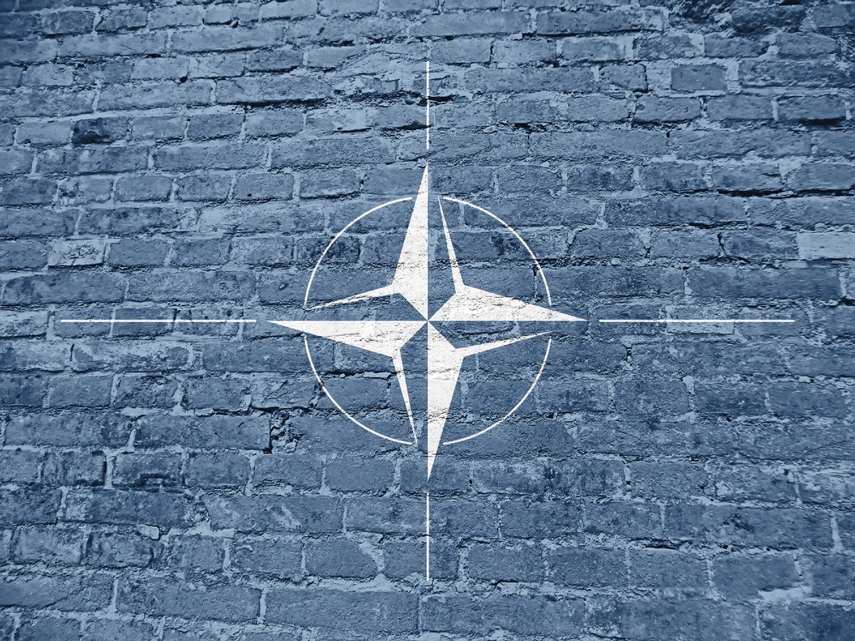 Różne wizje globalnego ładu między Europą a USA, słaba koordynacja strategiczna między członkami NATO, problemy z Turcją, ciągłe zagrożenie ze strony Rosji. Sojuszowi nie brakuje problemów, a to oznacza, że na 70. urodziny atmosfera jest w nim znacznie gorsza niż dekadę temu.