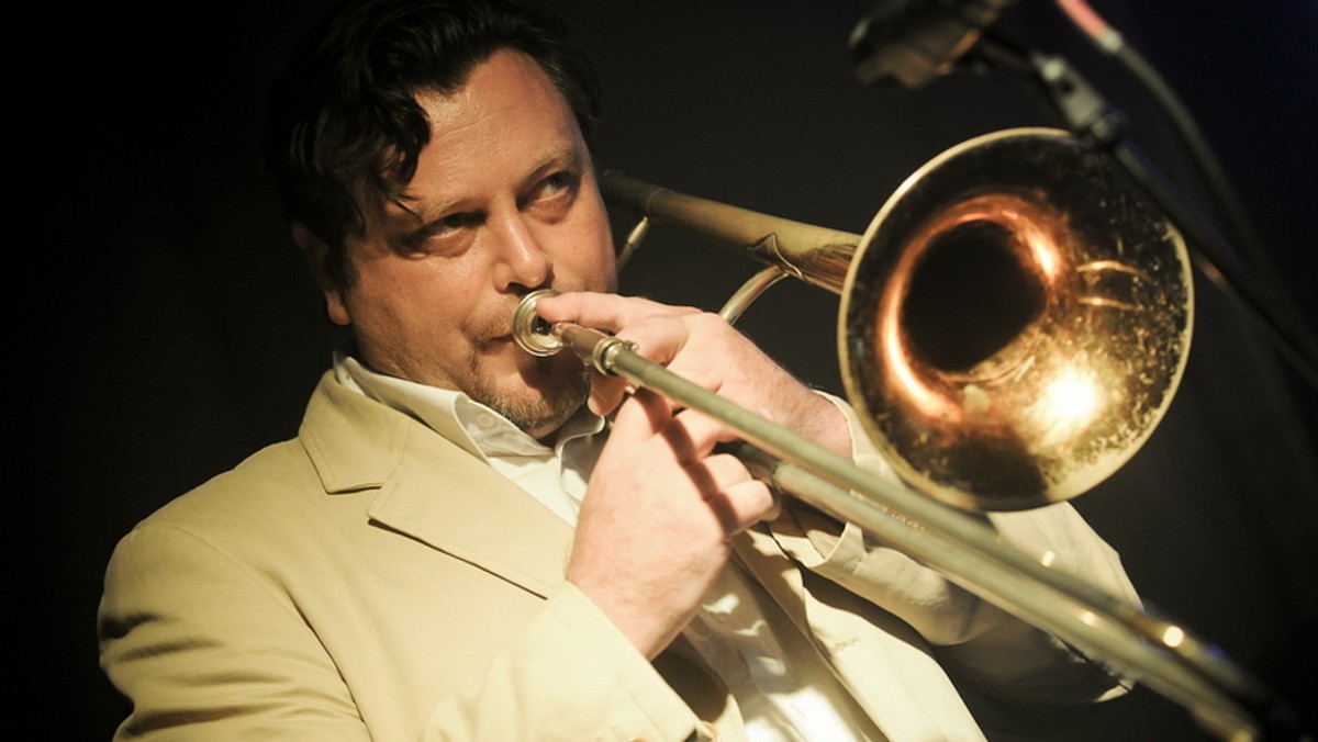 Fisz Emade i Tworzywo feat Adrian Mears na Sopot Jazz Festival 2012 (fot. Artur Rawicz/Onet)