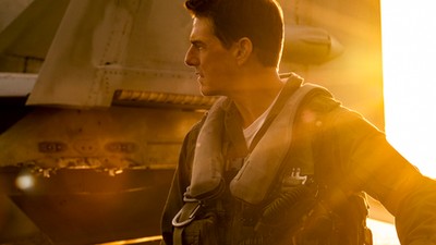 Kadr z filmu „Top Gun: Maverick, na zdjęciu Tom Cruise jako Pete „Maverick Mitchell