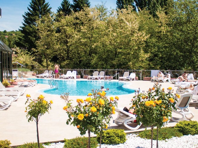 Hotel Premier Aqua 2