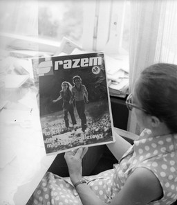 ZMP, GS, PGR… Jeśli wiesz, co to znaczy, żyłeś w PRL. Ten QUIZ zdradzi, ile masz lat