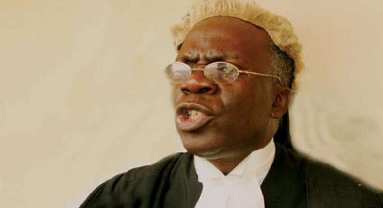 Femi Falana tells DSS boss, Yusuf Bichi that failure to release Omoyele Sowore would amount to contempt of court. (Punch)