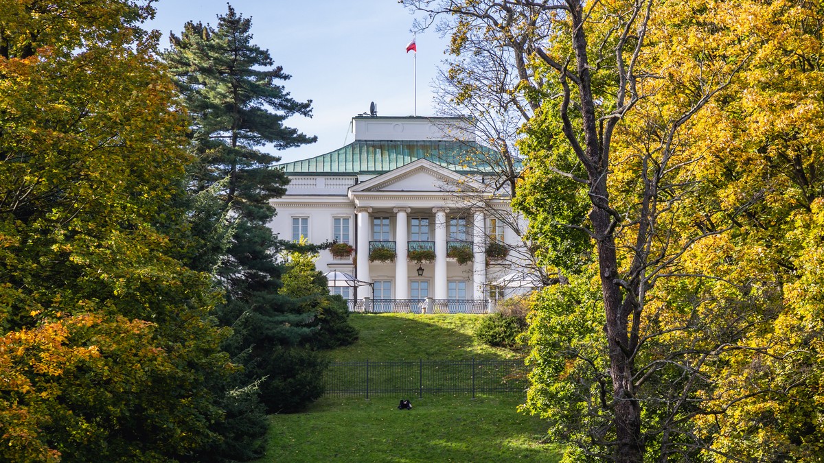 Pałac Belwederski w Warszawie, widok z Łazienek Królewskich
