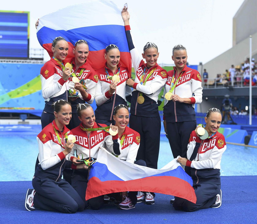 Rosyjskie medalistki w gorącym tańcu na plaży