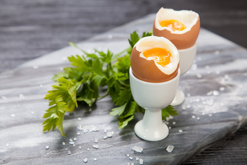 Na czym polega modna dieta ketogeniczna? Poznaj jej zasady