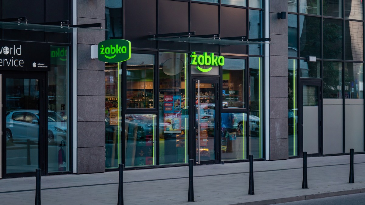 Czy sklepy sieci Żabka będą otwarte w Wigilię i Boże Narodzenie?