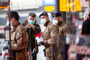Na bój z patogenem wyruszyły zastępy ludzi. Oto ich relacja z frontu walki