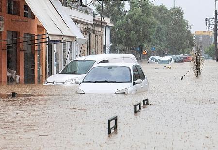 Μια καταστροφική περίοδος απολογισμού έπληξε την Ελλάδα