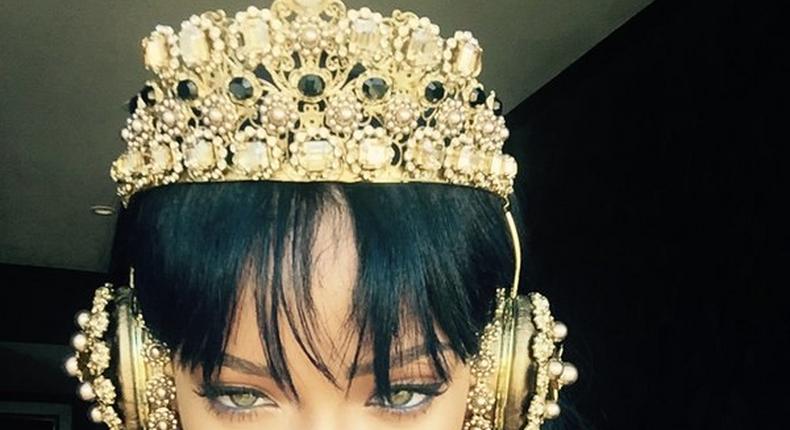 Rihanna in new selfie
