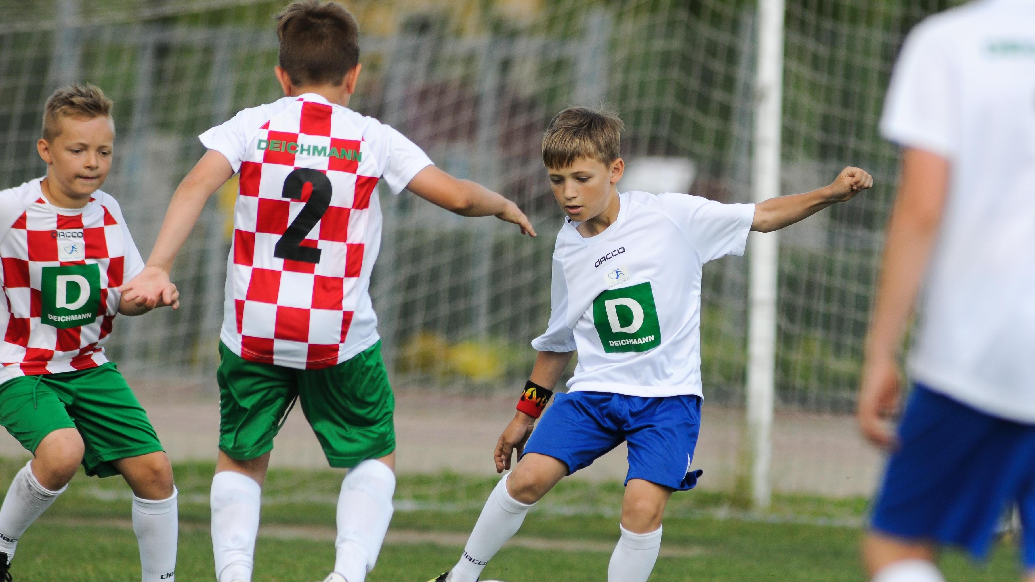 Deichmann Minimistrzostwa: Młodzi gracze zdradzają nam swoje piłkarskie  sekrety - Junior
