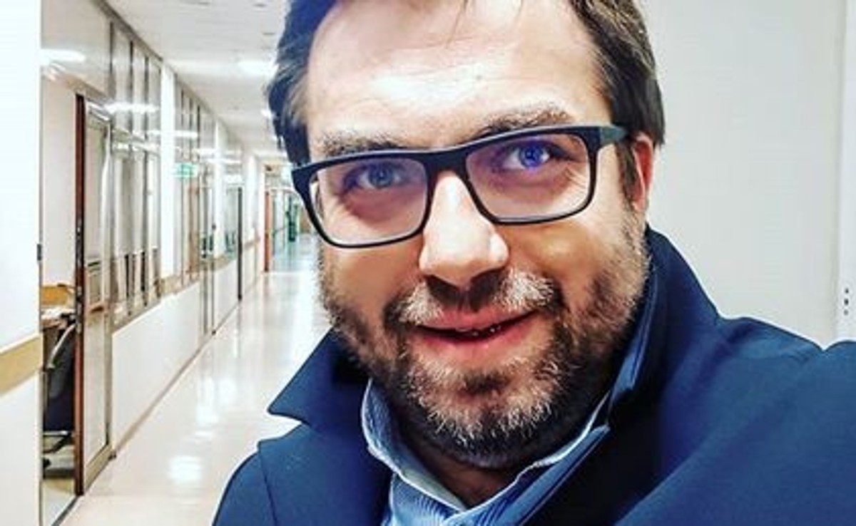 Bartosz Węglarczyk znów zakochany? Pokazał romantyczne zdjęcie z tajemniczą blondynką