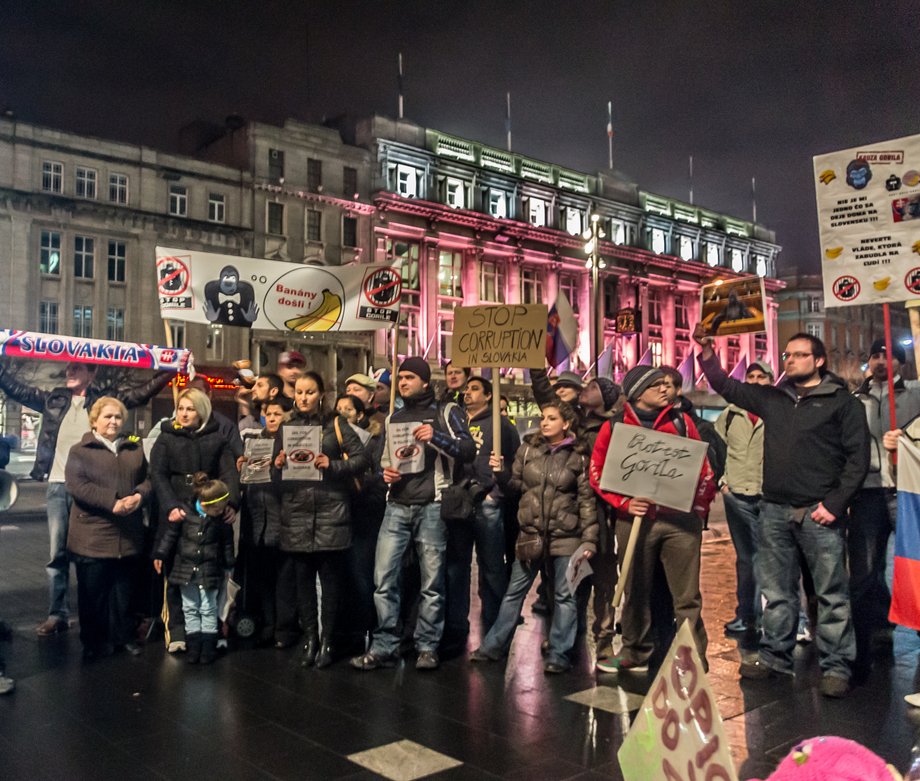 Demonstracja na Słowacji w związku z Gorilla Scandal