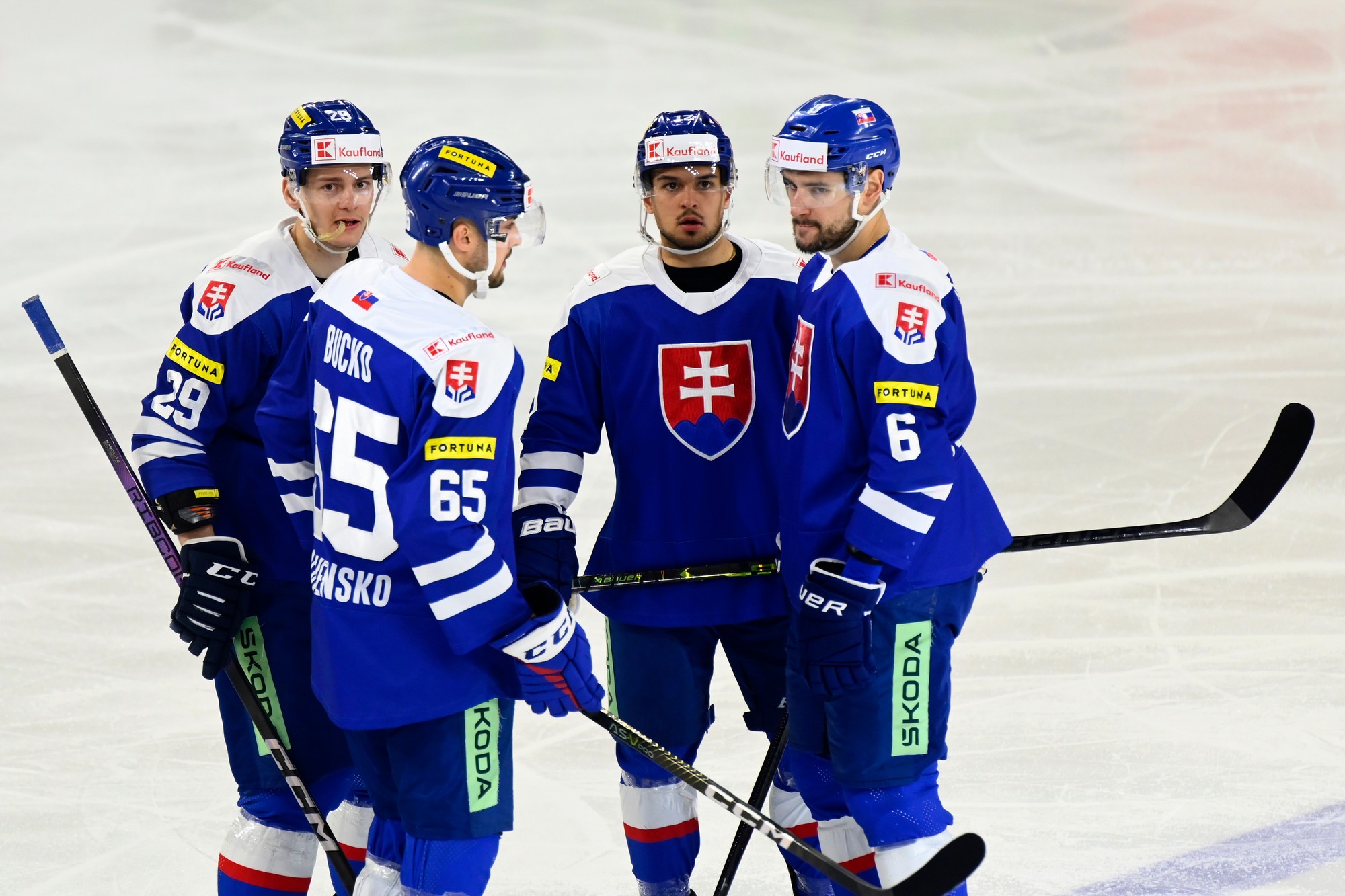 Zľava Michal Ivan (Slovensko), Martin Bučko (Slovensko), Lukáš Cingel (Slovensko).