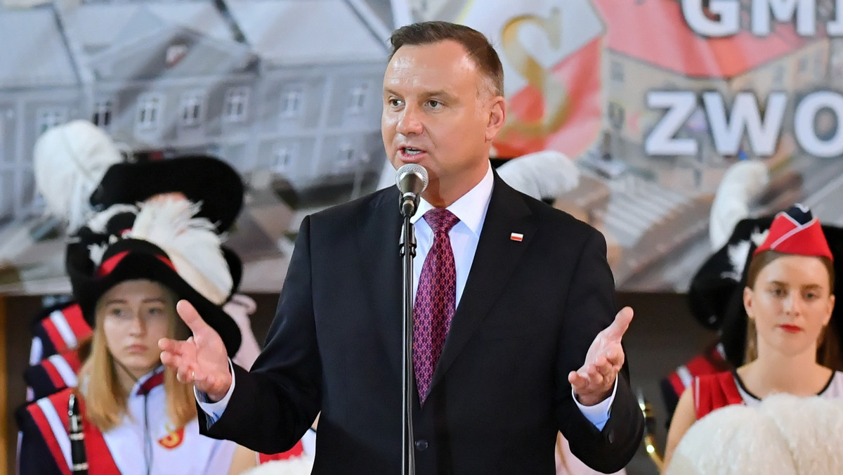 Ponad połowa Polaków uważa, że prezydent Andrzej Duda może wygrać zbliżające się wybory prezydenckie w I turze - wynika z sondażu SW Research dla "Rzeczpospolitej". 