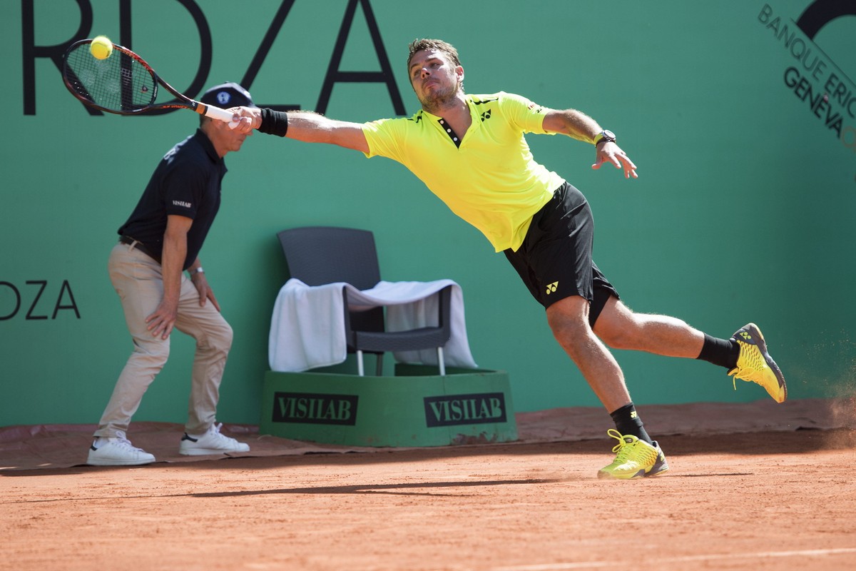 French Open: Wawrinka spędził na korcie ponad trzy godziny, ale awansował do drugiej rundy