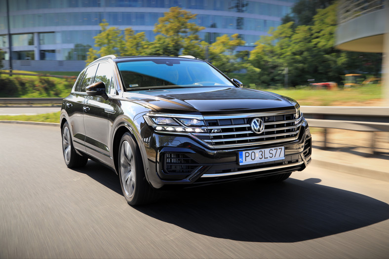 Volkswagen Touareg V8