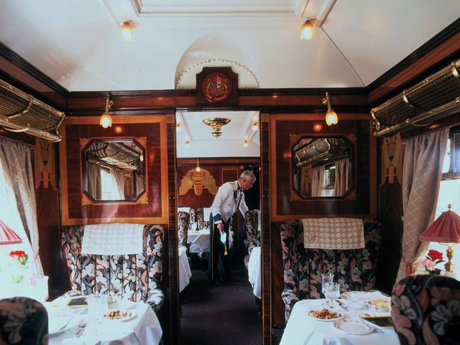 25003_OrientExpressChampagnetrain-972x1024