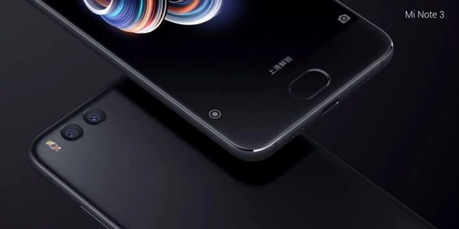 Xiaomi Mi Note 3 w czarnym kolorze