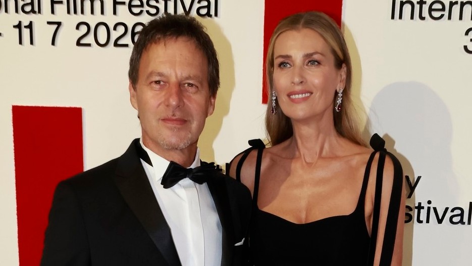 Spevák Pavol Habera a modelka Daniela Peštová.