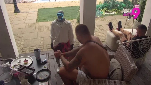 Janjuš, Anđelo i Toša letuju kod Murata u Španiji: Pao dogovor