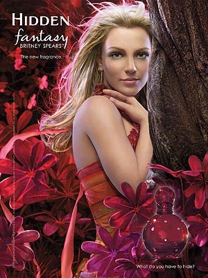 Po kolei z własnymi perfumami wkraczają na rynek kolejne aktorki, piosenkarki i celebrytki