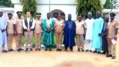 Kebbi State Government has pledged support to the Nigeria Immigration Service (NIS) to curb human trafficking and illegal immigration in the state. (Credit: NAN)