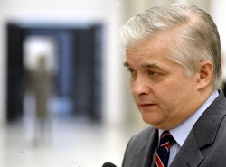 Cimoszewicz bez szans na sekretarza Rady?