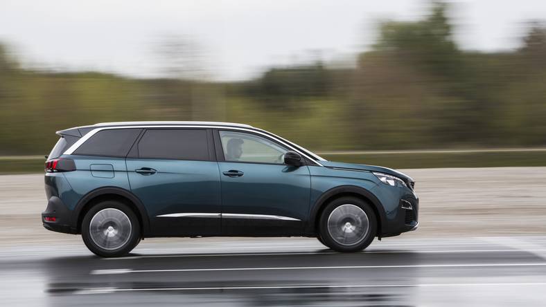 Peugeot 5008 2.0 HDI rodzinnie TEST, opinie, dane