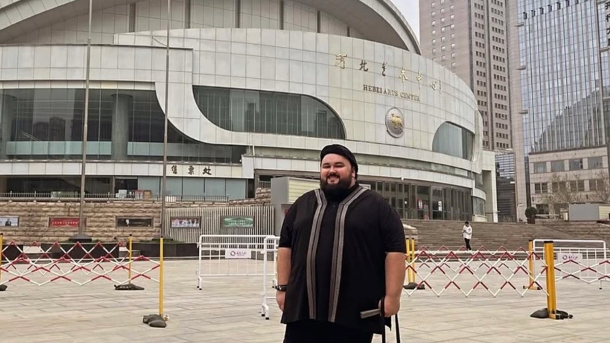"UPLAŠEN SAM, VIŠE NIJE SVEJEDNO" Najdeblji pevač na estradi smršao 30 kilograma, pa progovorio o borbi koju vodi godinama: "Cilj mi je da skinem još toliko"