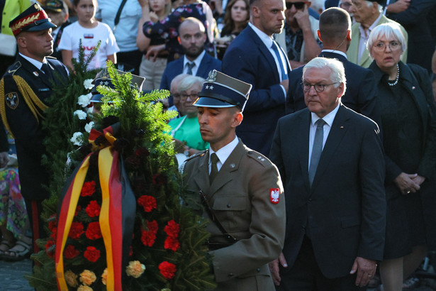 Frank-Walter Steinmeier na obchodach w przeddzień rocznicy wybuchu Powstania Warszawskiego