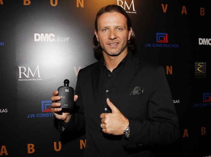 Ostatnio portale wyśmiewają zapach promowany przez Radka Majdana. Piszą o nim 'Giorgio Majdani'