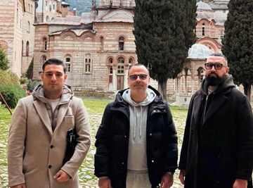 SVE SE PROMENILO PREKO NOĆI! Darko Lazić i Kapor OSTAJU NA SVETOJ GORI: Obavestili sve o odluci na DUHOVNOM PUTOVANJU 