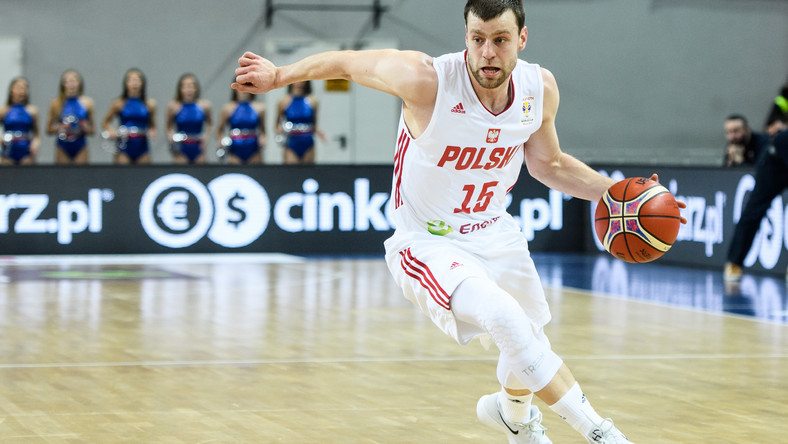 Polscy koszykarze pokonali Izrael 84:76 w swoim pierwszym spotkaniu w towarzyskim turnieju w Petersburgu. To sprawdzian przed eliminacjami mistrzostw świata.