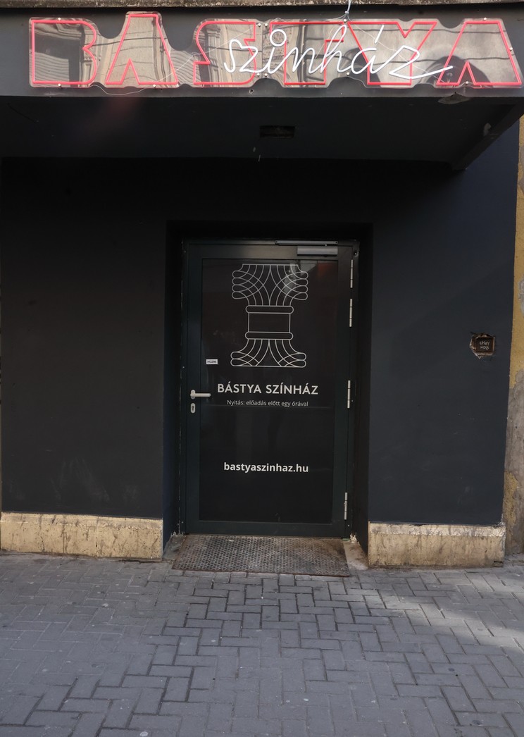 The latest private theater of Budapest opened its doors