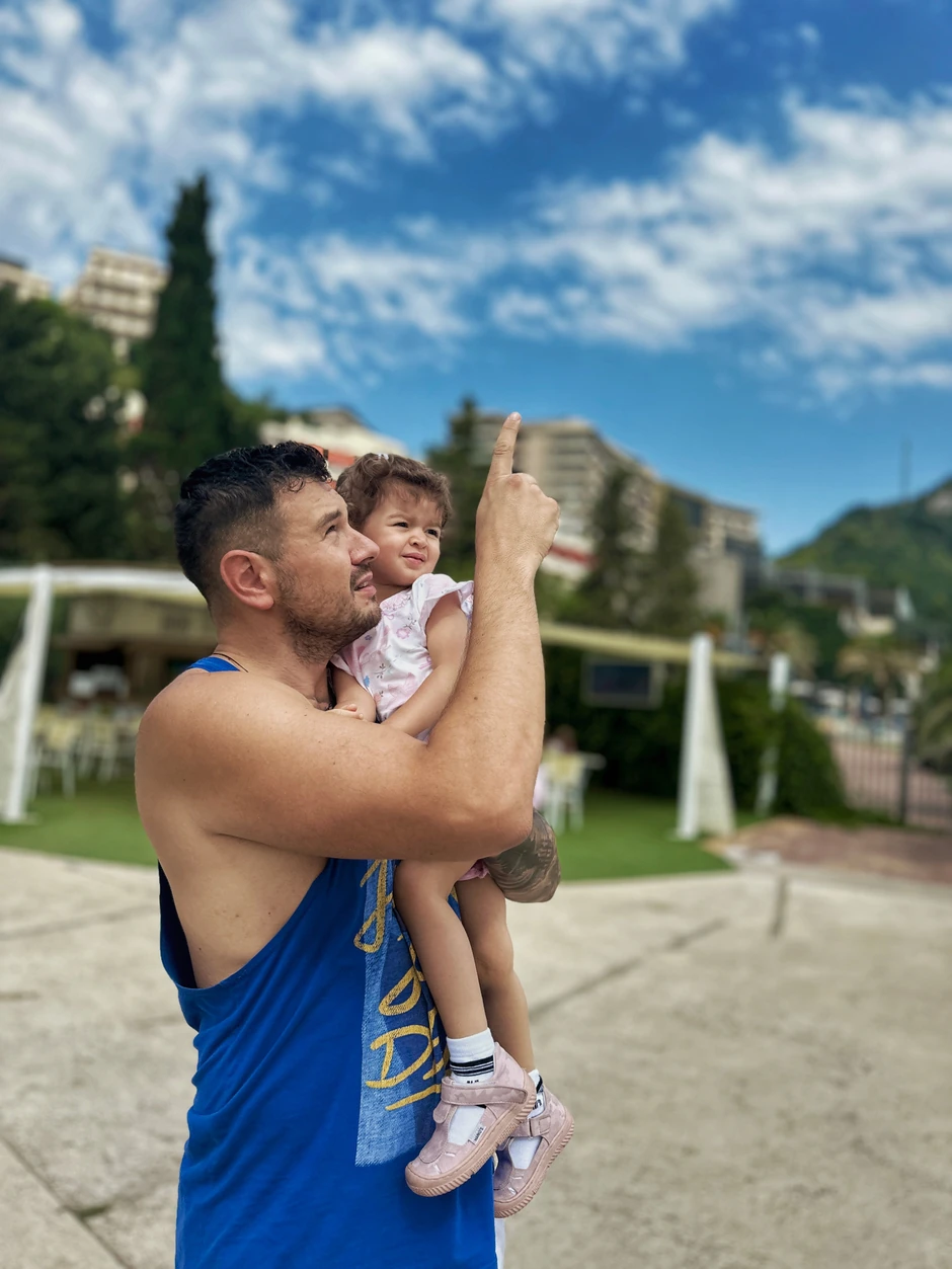 Zoran Pešić sa ćerkom Larom