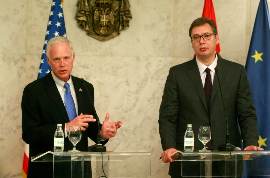 Ron Džonson i Aleksandar Vučić