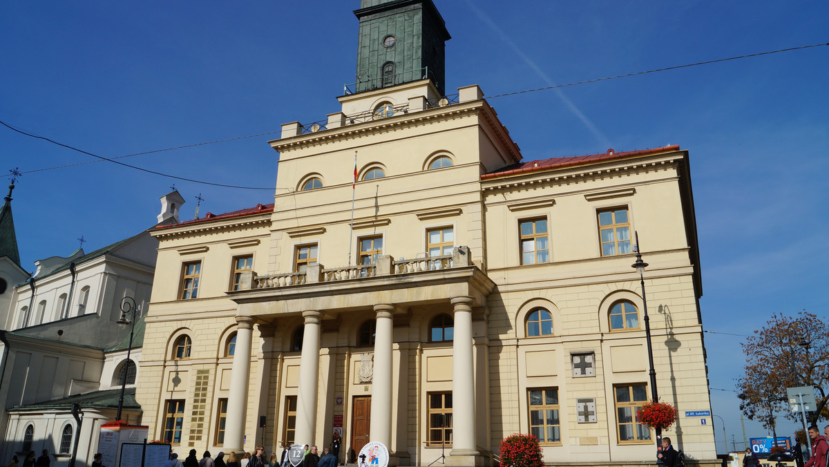 Fundacja Wolności złożyła projekt do tegorocznego Budżetu Obywatelskiego. Zakłada on instalację elektronicznego zegara, który pokazywałby zadłużenie Lublina. Reszta pieniędzy poszłaby na spłatę kredytu miasta.