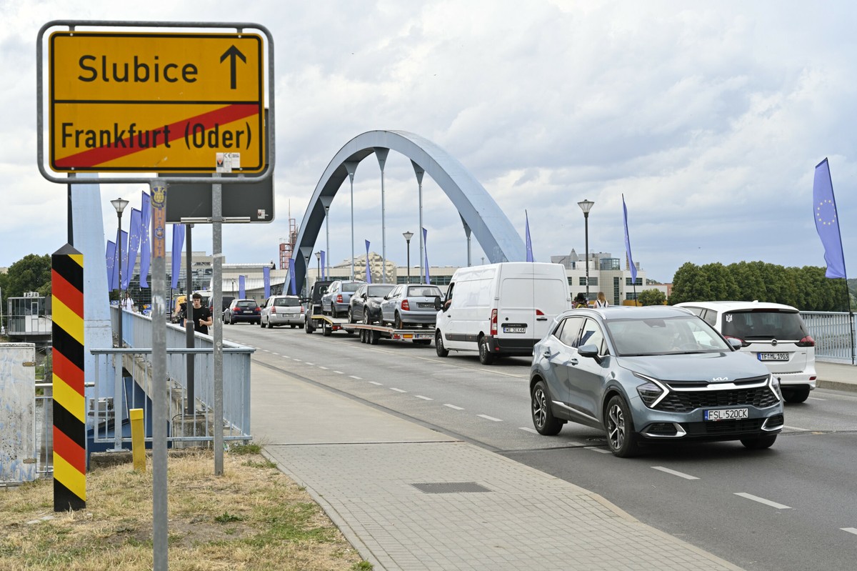 Polska i Niemcy będą w różnych strefach czasowych? Absurdalny projekt w Bundestagu to Europa w pigułce