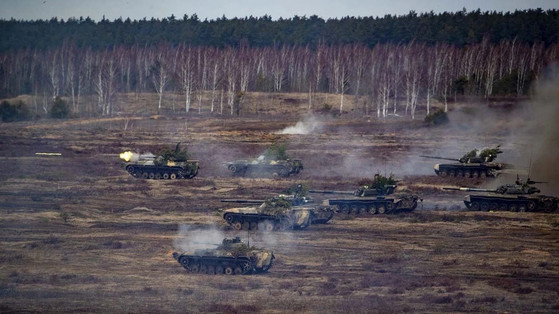 Ukraińskie władze: Ataki tuż przy granicy z Polską! Rosjanie prowadzą ostrzał jednostek wojskowych 