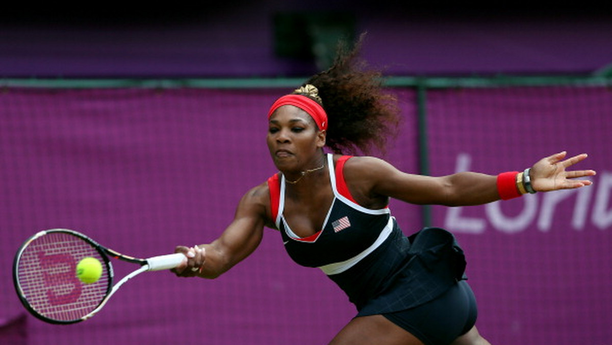 Tajemnicza kontuzja nogi, niesportowy tryb życia, a przede wszystkim skrzeplina i zator płuc sprawiły, że wielu obwieściło już koniec jej kariery. Serena Williams miała niemal roczny rozbrat z tenisem, ale pokazała, że za wcześnie ją skreślono.