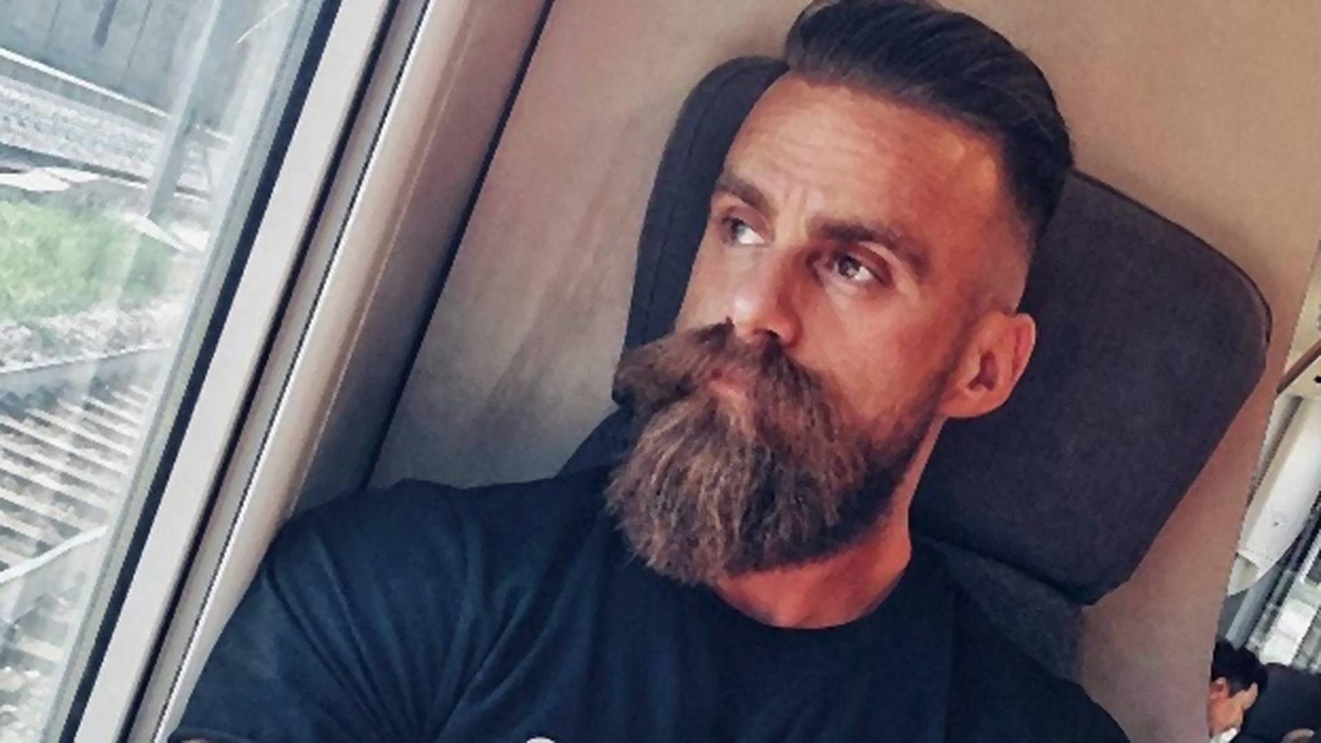 Upoznajte čoveka s najponosnijom bradom Srbije