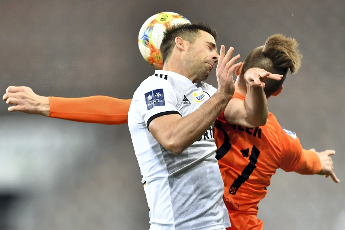 Ekstraklasa: Legia do Lubina przyjechała po 3 punkty. Wyjechała z niczym