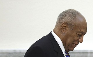 Pół miliona dolarów odszkodowania dla kobiety molestowanej seksualnie przez Billa Cosby’ego