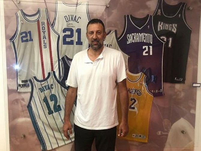 Vlade Divac