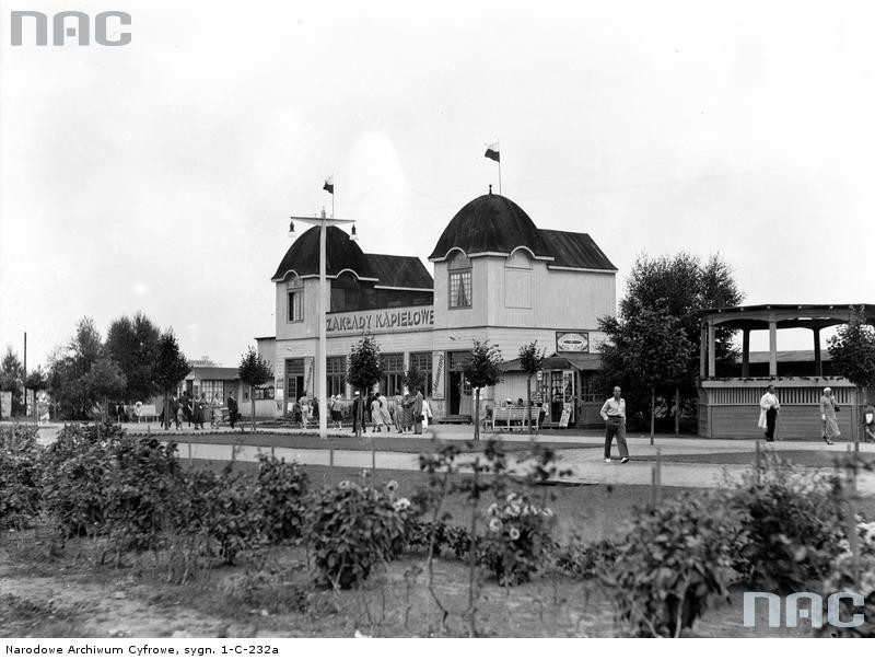 Zakłady Kąpielowe w Gdyni, 1923-1939