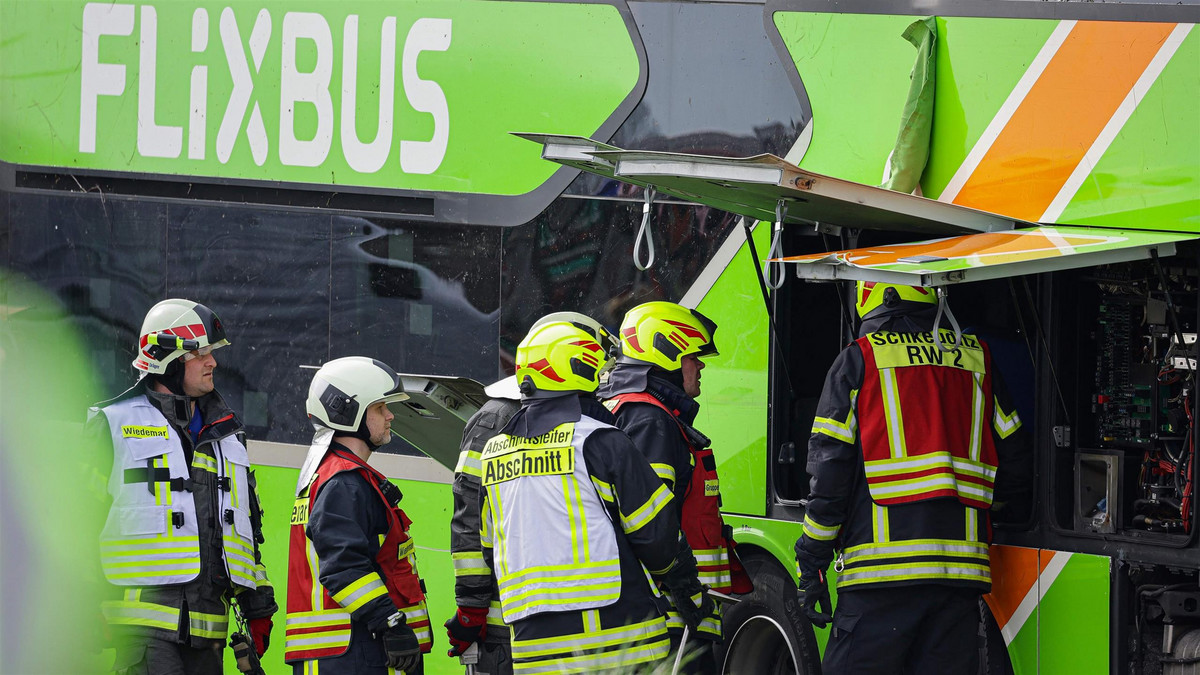 Koszmarny wypadek autokaru Flixbusa w Niemczech. Są ofiary i ranni